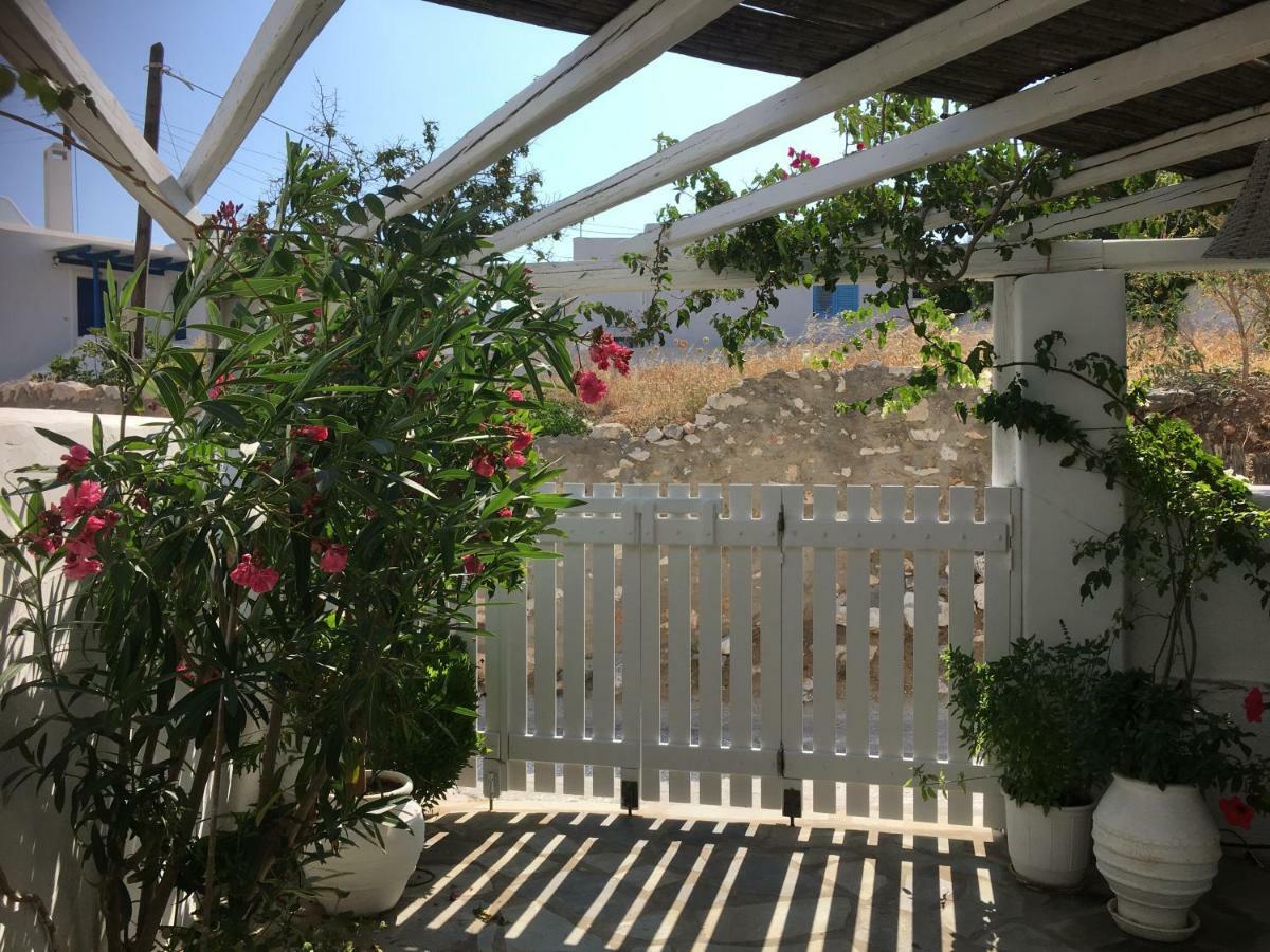 Lydia'S Charming House In Naoussa Villa Buitenkant foto